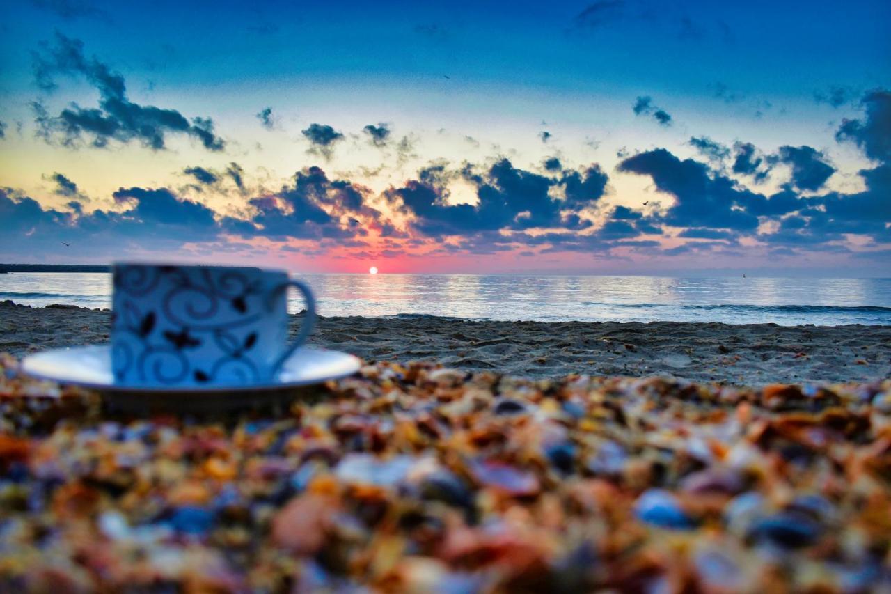 Ferienwohnung Sunrise By The Sea Constanţa Exterior foto